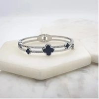 Bangle Stainless Steel w/Black Clover